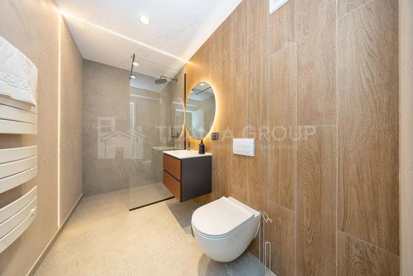 Apartament cu 2 camere semidecomandat în Tractorul