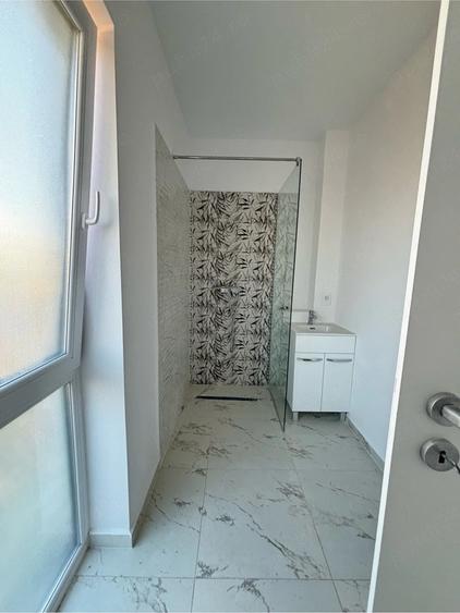 Apartament cu 2 camere decomandat în Lipovei