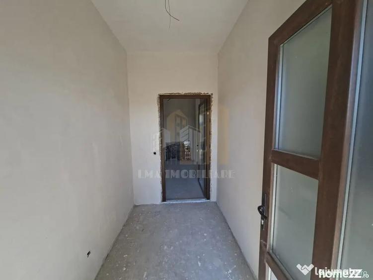 Casă cu 4 camere cu Teren 500 Mp în Sânpetru