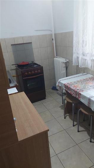 Garsonieră decomandată, mobilată în Giurgiului