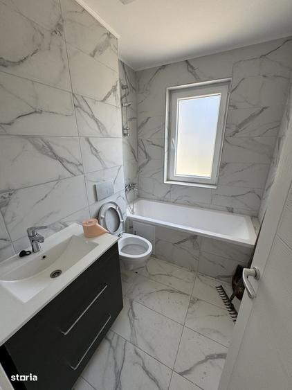 Apartament cu 3 camere în Ștefăneștii de Jos