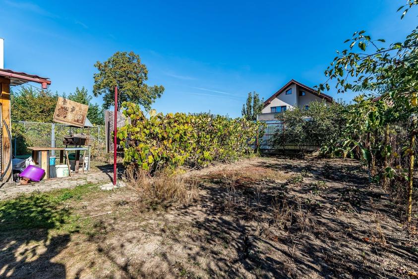Casă individuală cu 5 camere cu Canalizare în Micălaca
