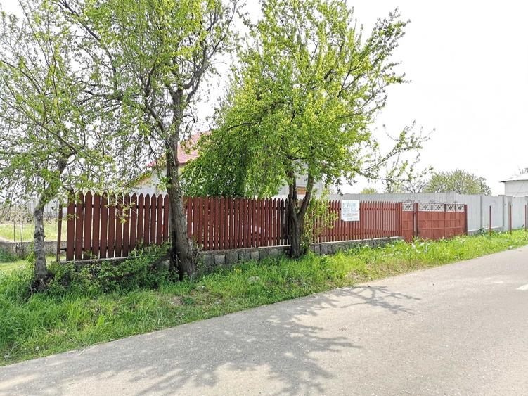 Teren de 1500 mp, în Odobești