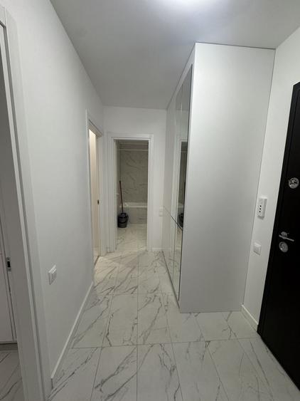 Apartament cu 2 camere decomandat în Tunari