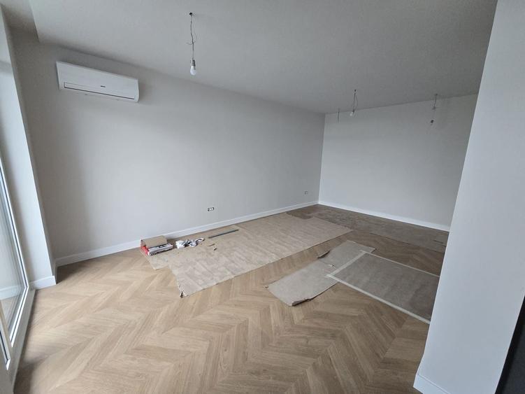 Apartament cu 2 camere decomandat în Aradului