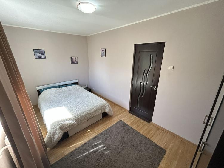 2 Cam-Dacia-5 Min Iulius Town-Mobilat-Utilat-43MP-77.000 Euro! Negociabil ! - 1