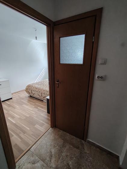 Apartament cu 2 camere semidecomandat în Dristor