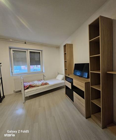 Casă cu 3 camere în Central