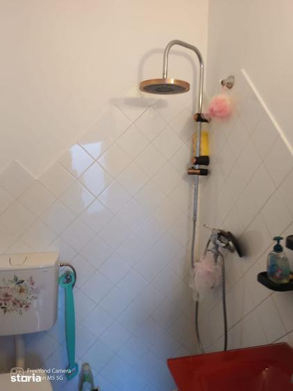 Casă cu 3 camere cu Teren 497 Mp în Central