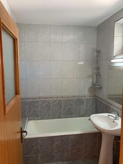 Apartament cu 2 camere semidecomandat în Obor