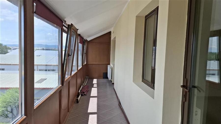 Apartament cu 2 camere decomandat în Obor