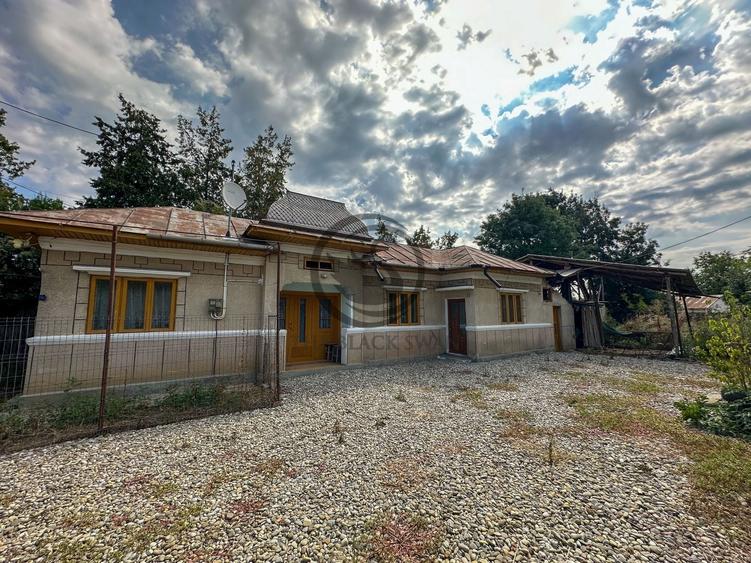 Casă individuală cu 3 camere cu Canalizare în Puchenii-Moșneni