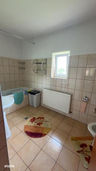 Casă cu 3 camere cu Teren 2200 Mp în Micula
