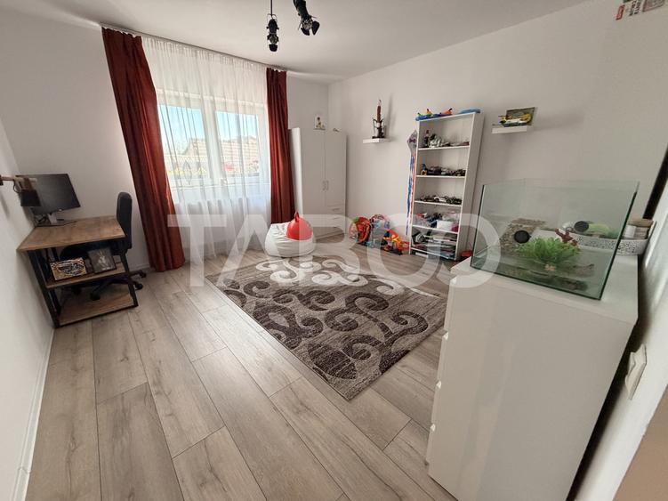 Casă individuală cu 5 camere cu Canalizare în Șura Mare