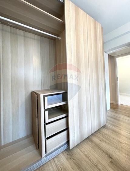 Apartament cu 2 camere semidecomandat, mobilat în Floreasca