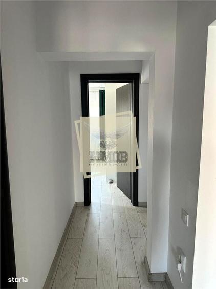 Apartament cu 4 camere decomandat în Central