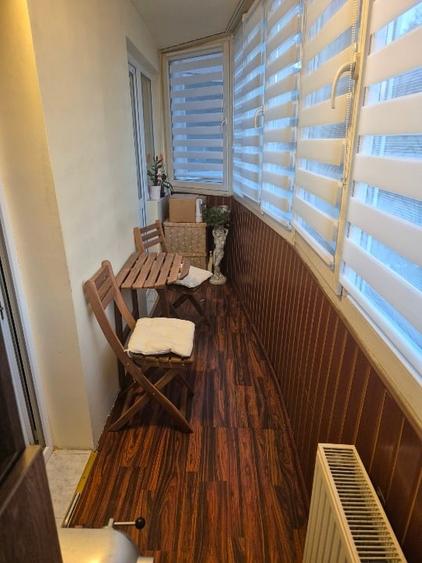 Apartament cu 3 camere decomandat, mobilat în Noua
