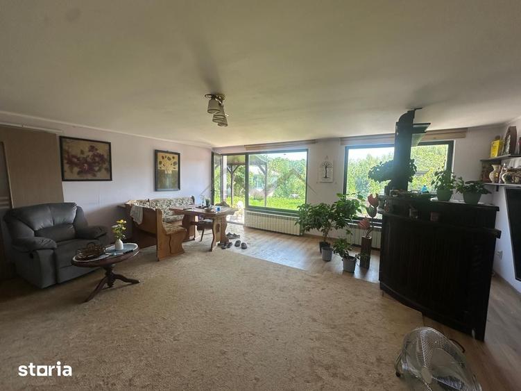 Casă cu 3 camere cu Teren 1300 Mp în Pietrărie