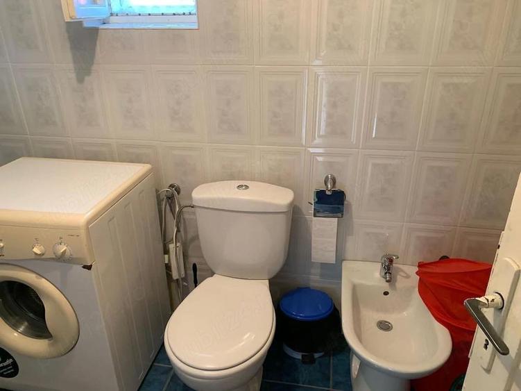 Casa spa?ioasa cu 35 ari teren Solovastru (ie?ire spre Reghin Baile Sarate de la Jabeni?a) - 5
