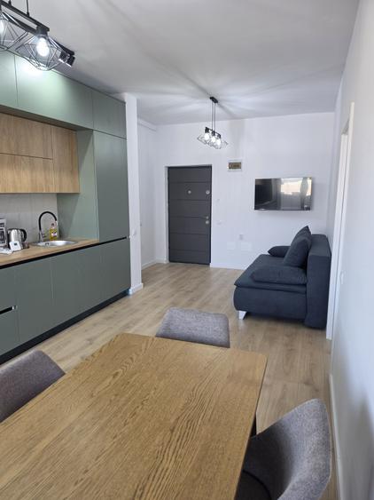 Apartament cu 2 camere semidecomandat în Florești