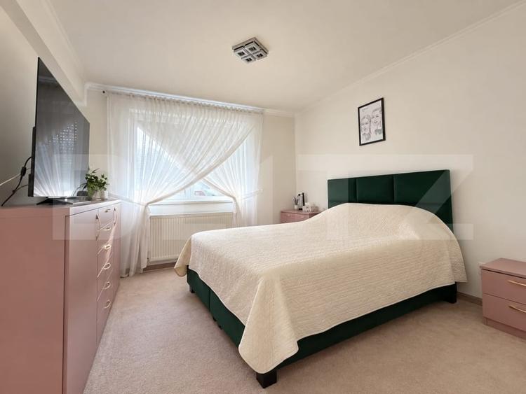 Duplex cu 4 camere cu Teren 276 Mp în Urseni