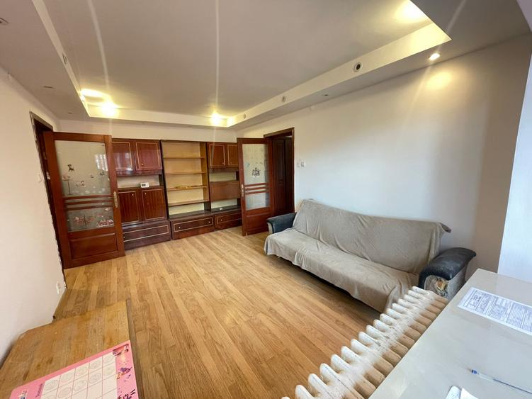 Apartament cu 2 camere semidecomandat în Tătărași