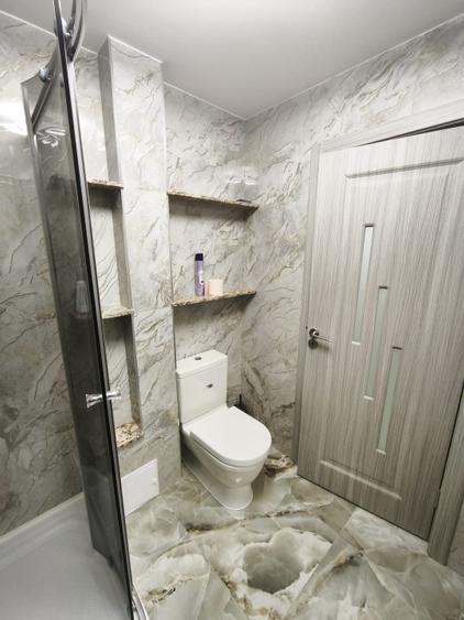 Apartament cu 2 camere decomandat, mobilat în Siret