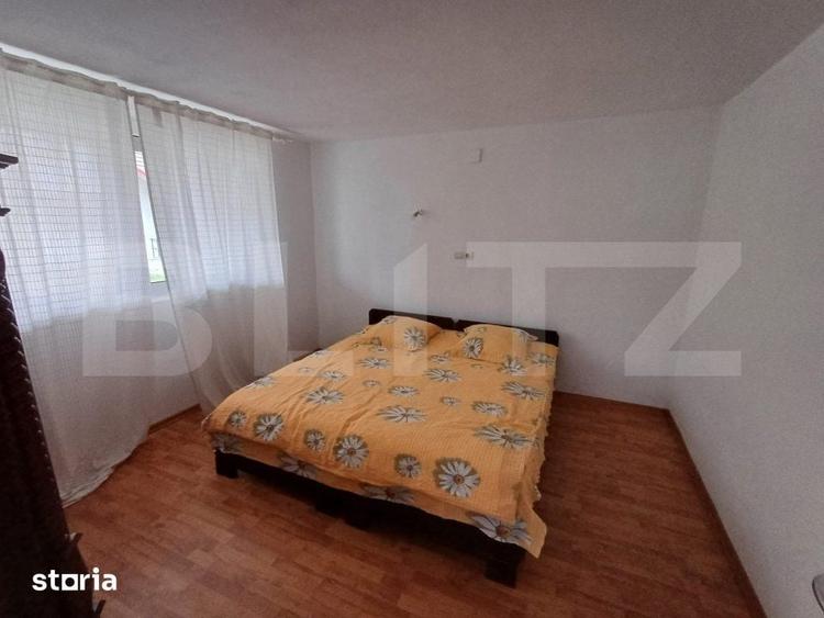Casă cu 6 camere cu Teren 450 Mp în Tismana