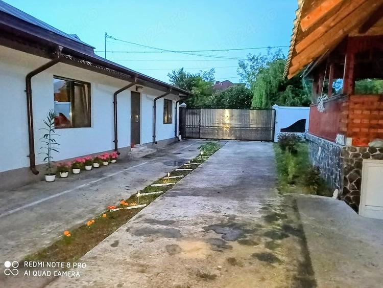 Casă cu 4 camere cu Teren 1000 Mp în Țigănești