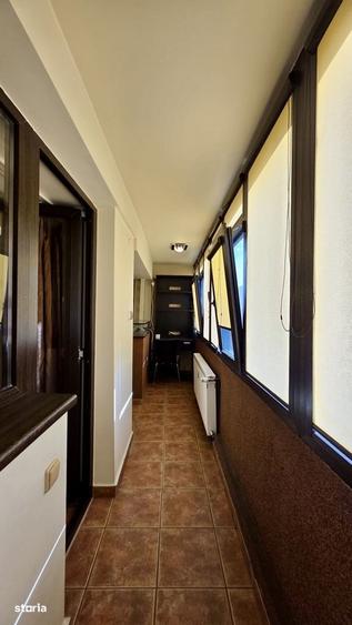 Apartament cu 3 camere, mobilat în Moșilor