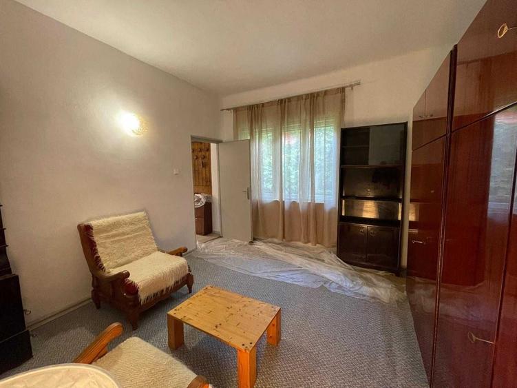 Apartament cu 2 camere semidecomandat în Andrei Mureșanu