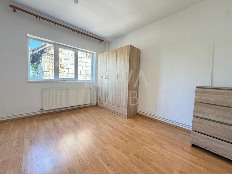 Apartament cu 3 camere decomandat în Ștefan cel Mare
