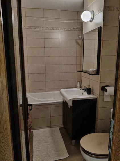 Apartament cu 3 camere decomandat în Inel II