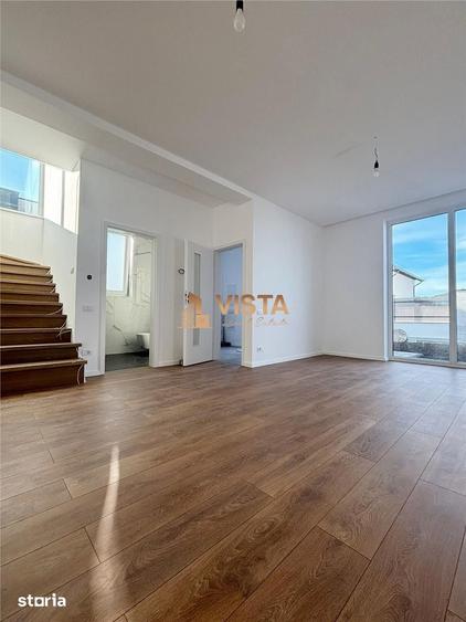 Casă cu 4 camere cu Teren 325 Mp în Sânpetru