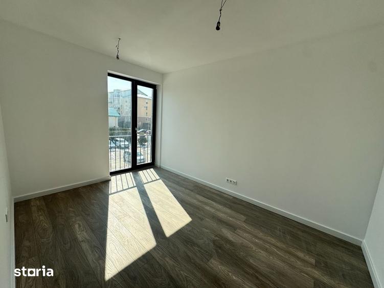 Casă cu 4 camere cu Teren 200 Mp în Ștefăneștii de Jos