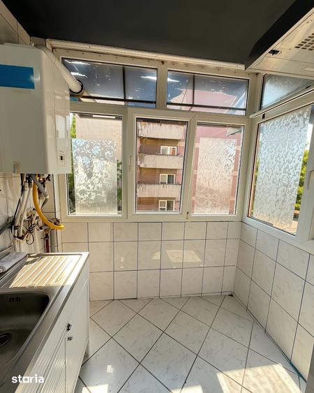 Apartament cu 3 camere decomandat în Lăpuș Argeș