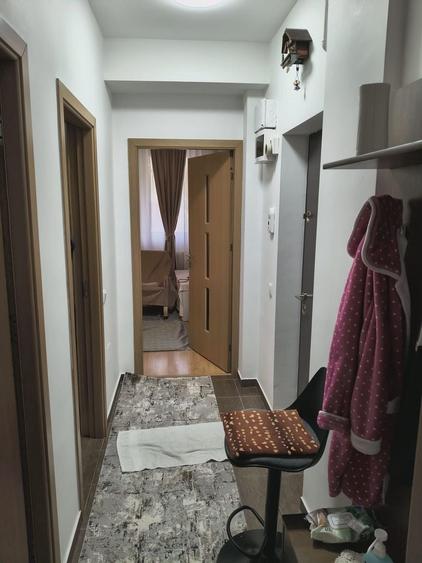 Apartament cu 2 camere decomandat, mobilat în Nord-Vest — fotografia 3