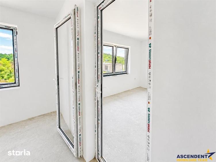 Casă cu 4 camere cu Teren 327 Mp în Ceuaș