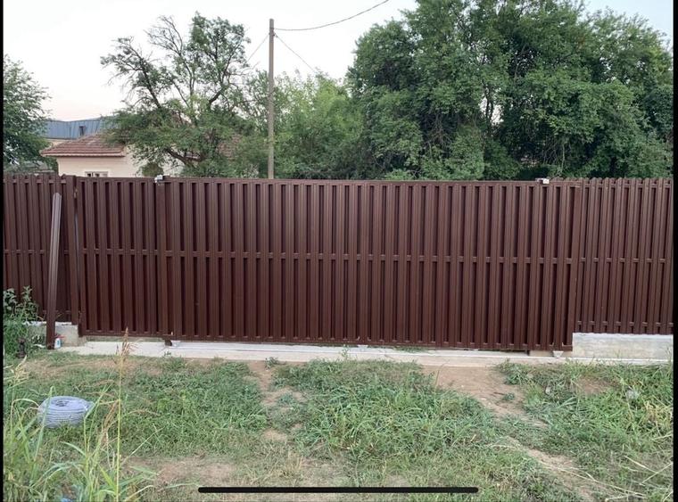 Teren de 1560 mp, în Lipia