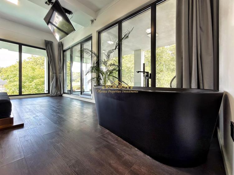 Casă individuală cu 5 camere cu Piscina în Balotești