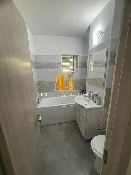 Apartament cu 2 camere semidecomandat în Craiovei
