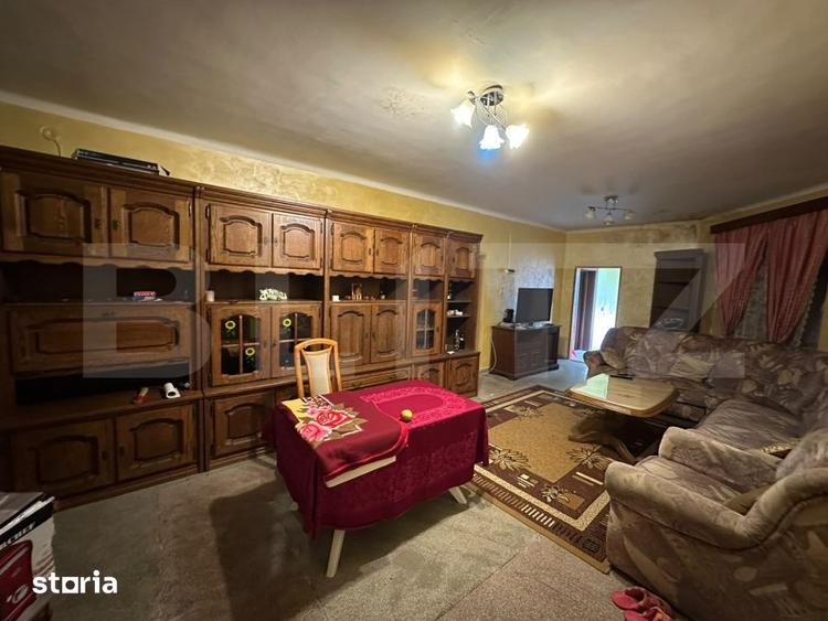 Casă cu 4 camere cu Teren 2686 Mp în Mărișelu