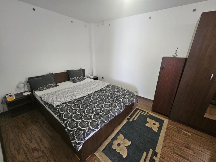 Casă individuală cu 3 camere cu Canalizare în Central