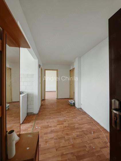 Apartament 2 camere decomandat, loc parcare cu copertina