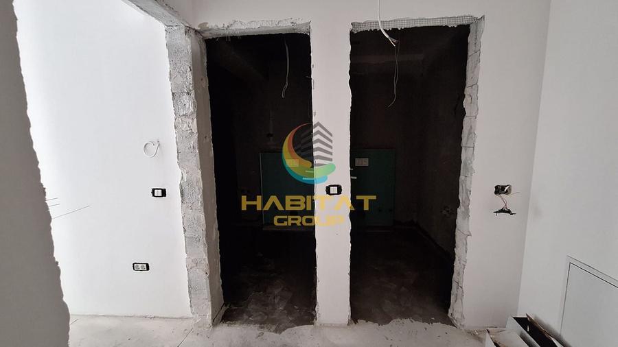 Apartament cu 3 camere semidecomandat în Brâncoveanu