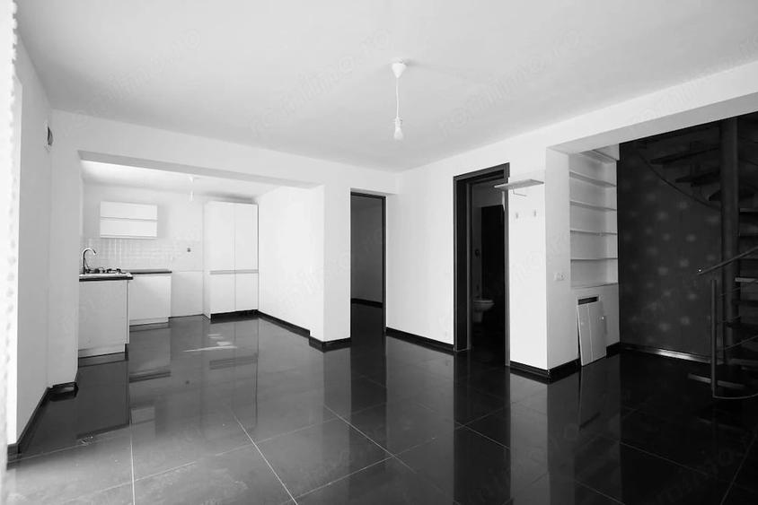Casă cu 4 camere cu Teren 169 Mp în Central
