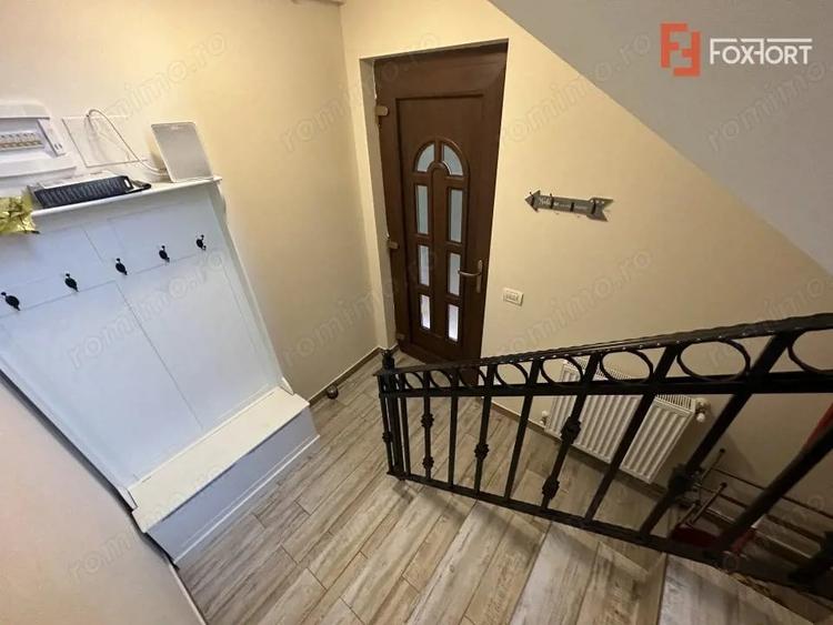 Casă cu 3 camere cu Teren 100 Mp în Buziașului