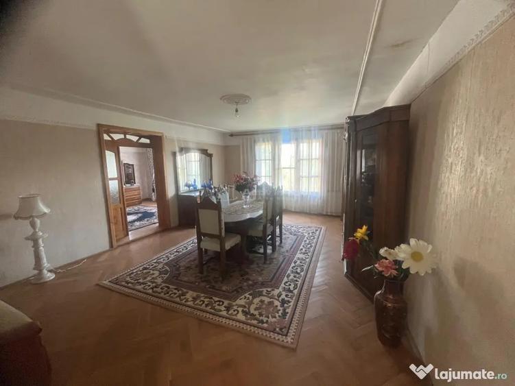 Caransebes, Casa P E, Teren 1000 Mp - 9