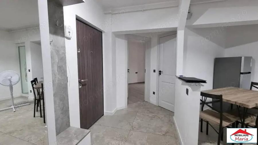 Apartament cu 3 camere în Micro 16