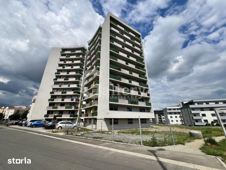Apartament cu 4 camere în Sub Arini